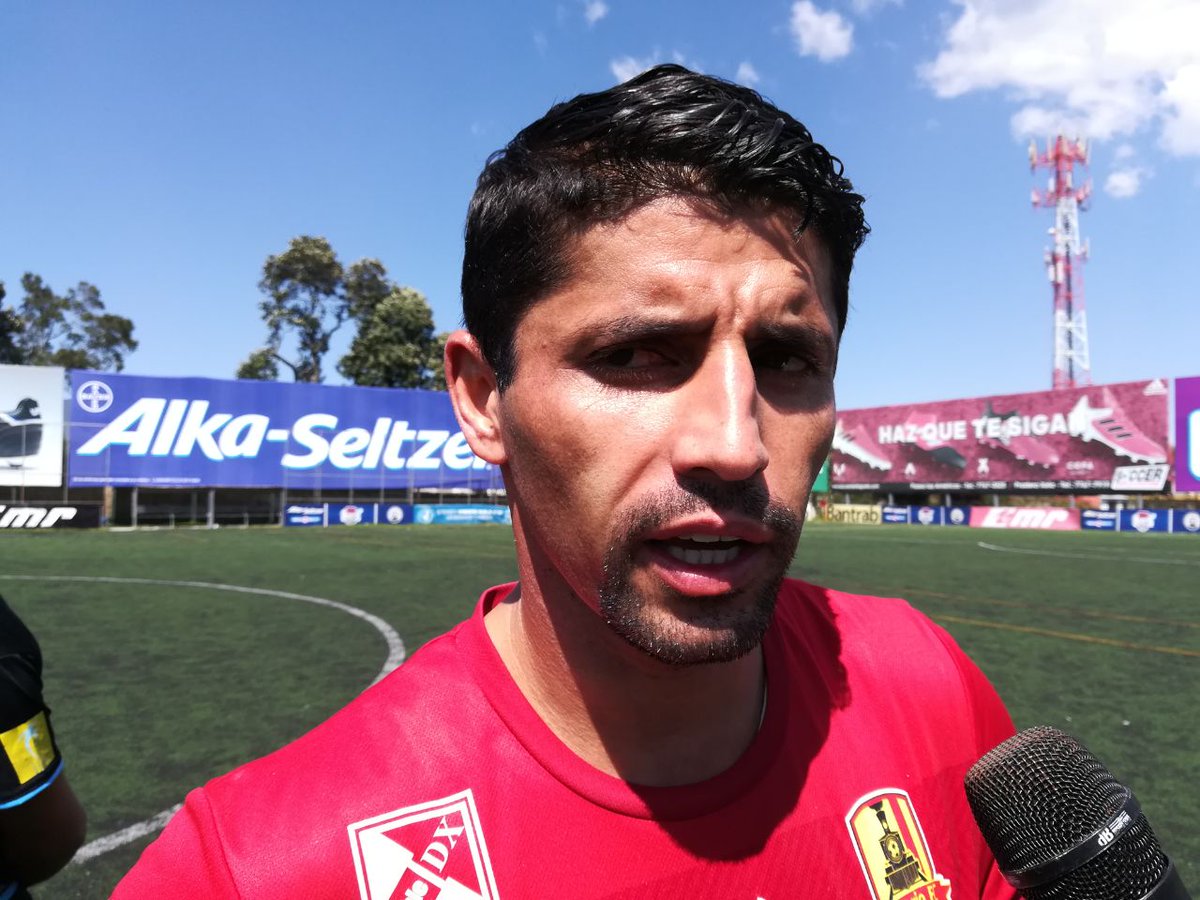 elQuetzalteco's tweet photo. Tras la eliminación de @RosarioFClub comienzan cambios, hoy se dio a conocer la baja de Israel Silva. El entrenador Walter González seguirá. @RaulJuarezPL https://t.co/lpfIihu5xN