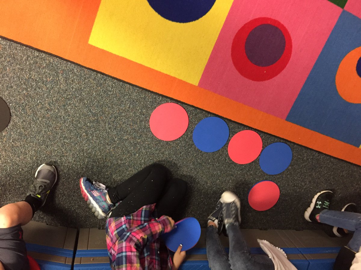 CES_CArts's tweet photo. Using colored foam circles to represent the form while listening to a variety of song selections #makingmusicrelevant @kauffmanmusic @CESfourthgrade @CroftonESAACPS https://t.co/8y5QQ7FKkk