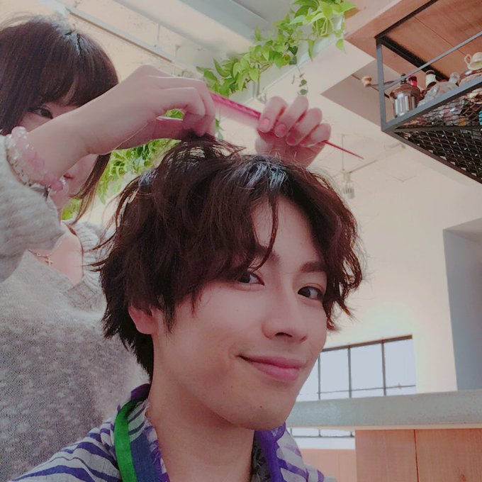 Kana Boonの フルドライブ Pvに出ている青い服の男性は プロフィール ふと雑記ブログ