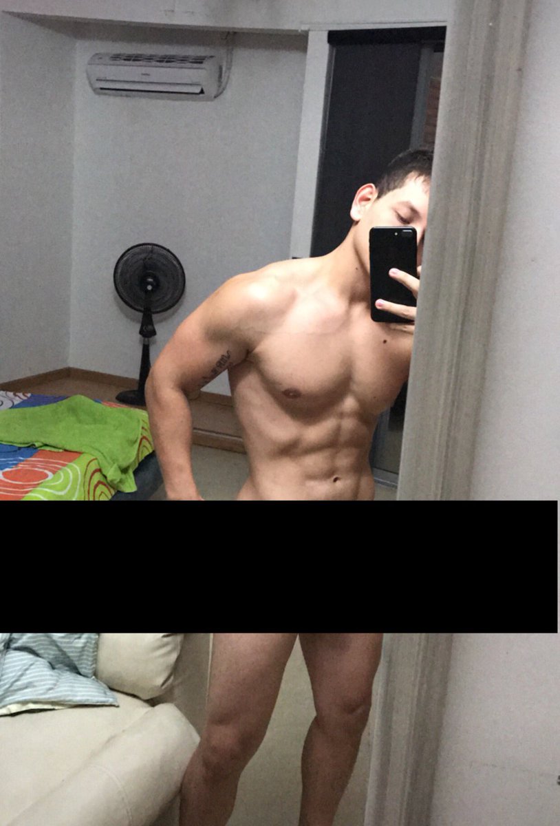 babyganster0's tweet photo. 100 RT y la público sin censura 😅🤔 https://t.co/mFyaPUve0P