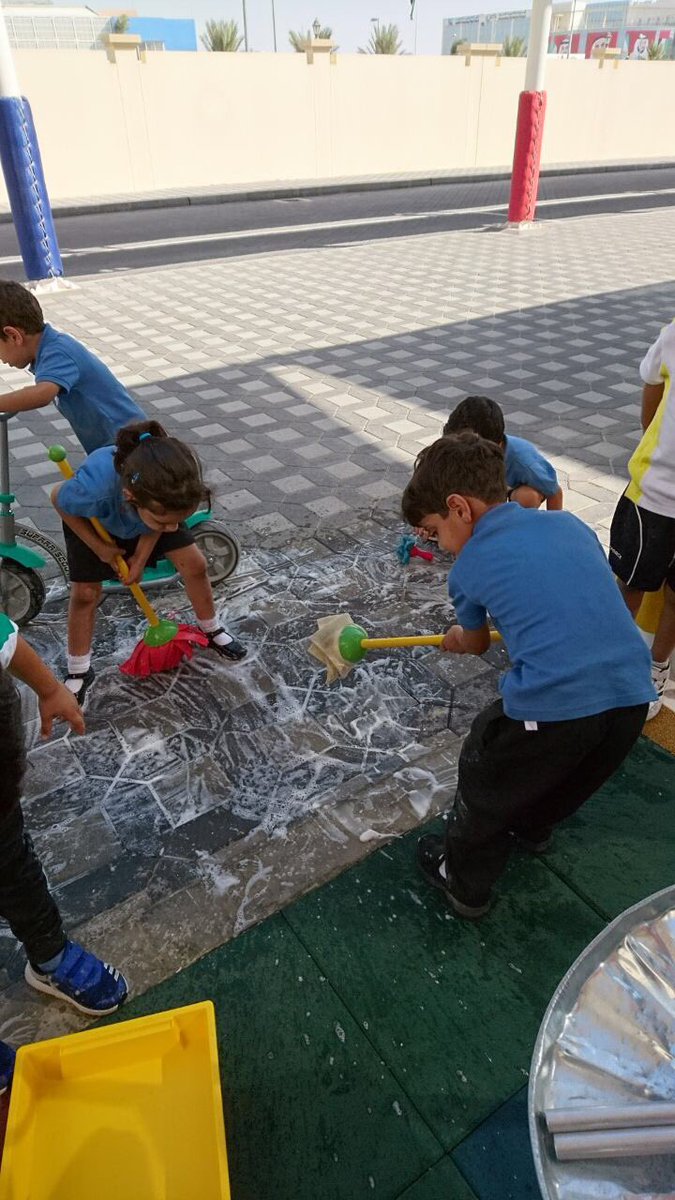 Outdoor learning is essential for young children. Here are some of the outdoor experiences FS2 have had today!