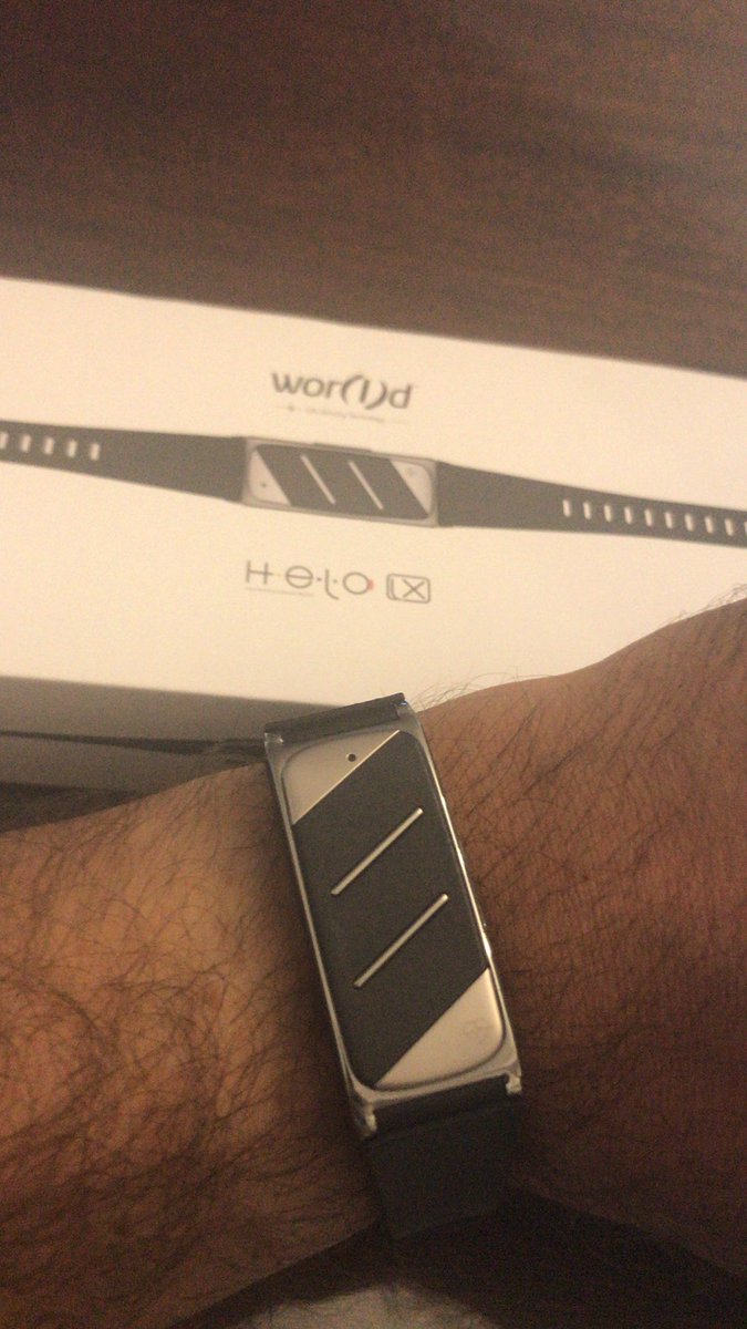 Acabo de recibir mi pulsera gracias a <a href="/jperezelias/">Jose Perez Elias</a> Ve mi conversación exclusiva con él en #getCHARLY go.getcharly.com/pIPl/faVcfrJh5H