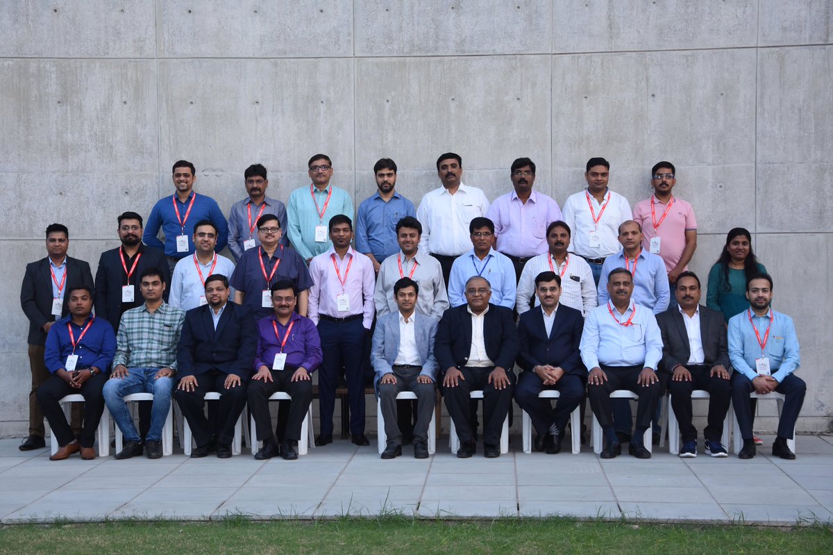 MahindraTrukBus's tweet photo. #Mahindra launches D-Excel, a unique program for its #dealers to accelerate their business to the next level. #MPOWER #DExcel
@anandmahindra @GoenkaPk @RajanWadhera1 @vinod_sahay https://t.co/D51R6oNFXL