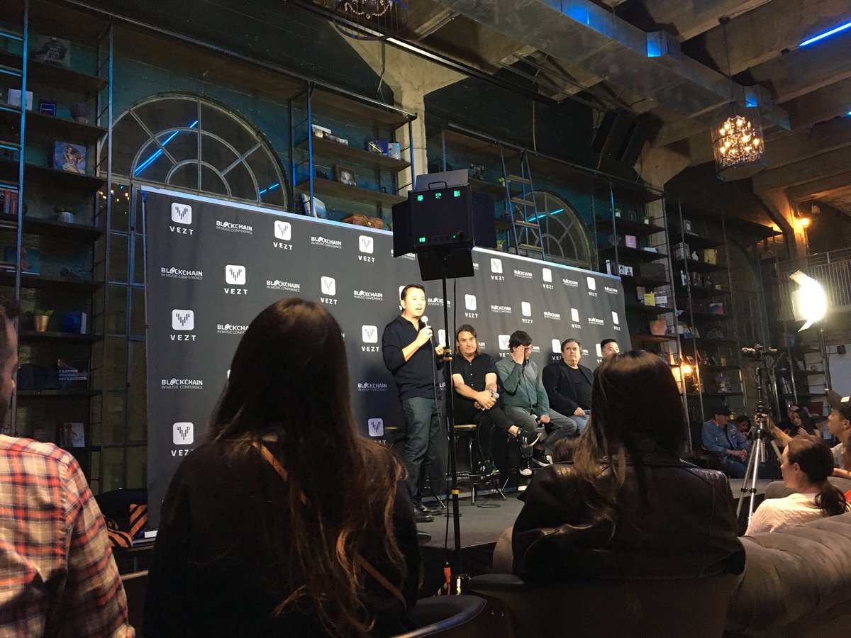 Pay attention to #vezt <a href="/VeztInc/">Vezt</a> and #blockchain. Amazing things are coming.
