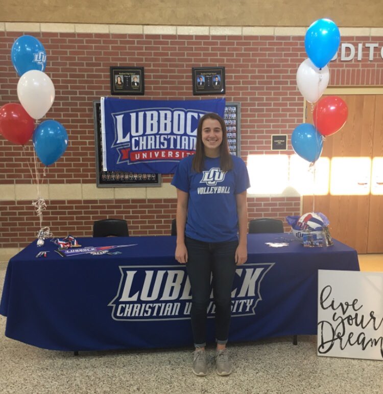 TinaSims2's tweet photo. Jalee signed her NLI to play volleyball at LCU today! https://t.co/COX2NUeZr5