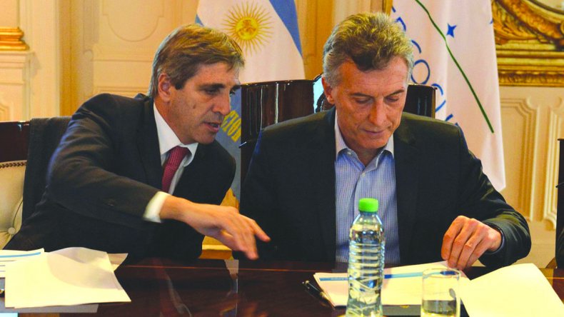 DiariodelSeguro's tweet photo. ⏱️Obligarán a las compañías de seguros a desprenderse de todas sus Lebacs
https://t.co/a6u6H2eX9s https://t.co/NqYK8uqrSh