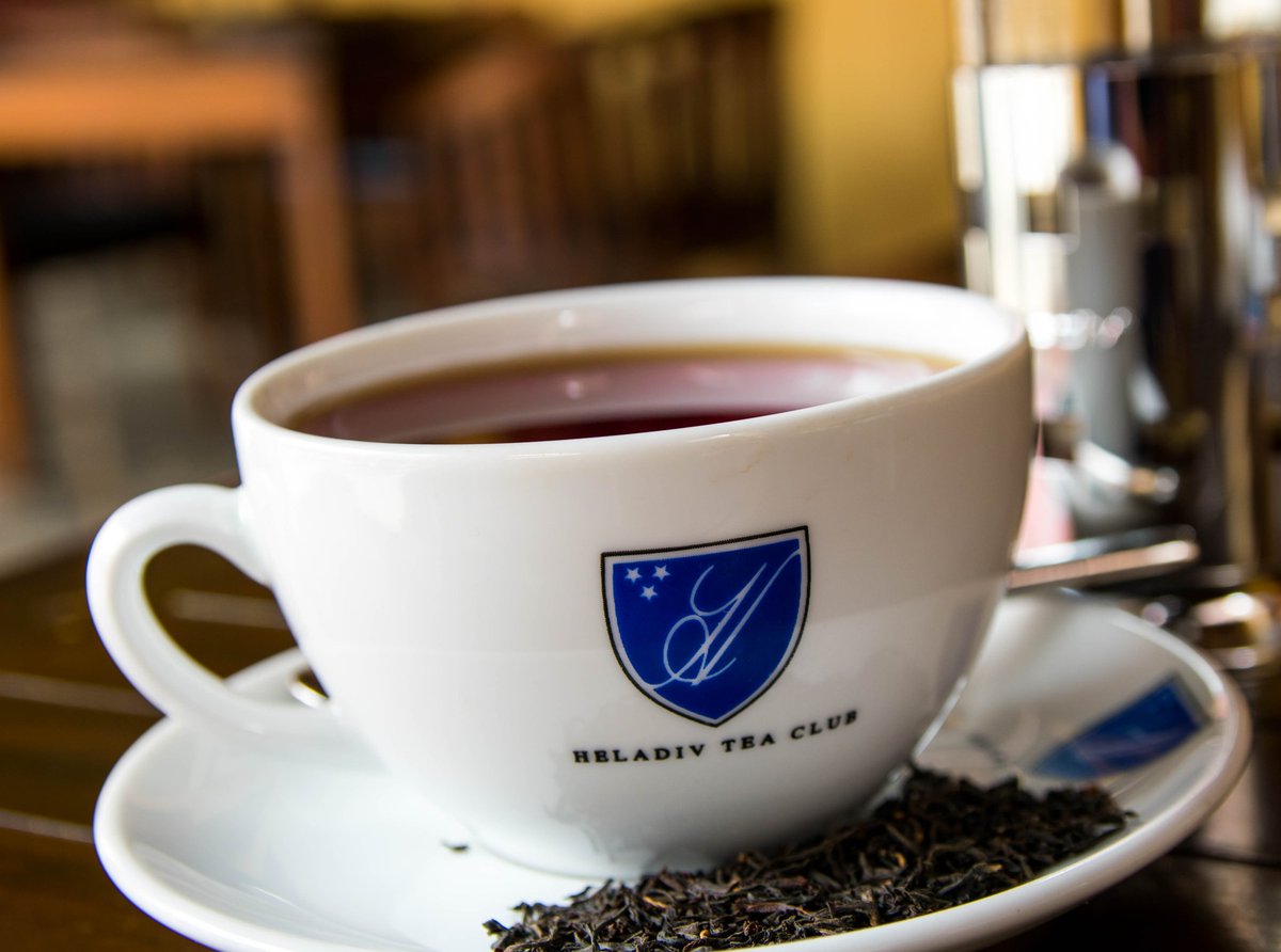 I've never had anything as refreshing as a good old fashioned cup of plain tea. Wbu? #ceylontea #heladivteaclub