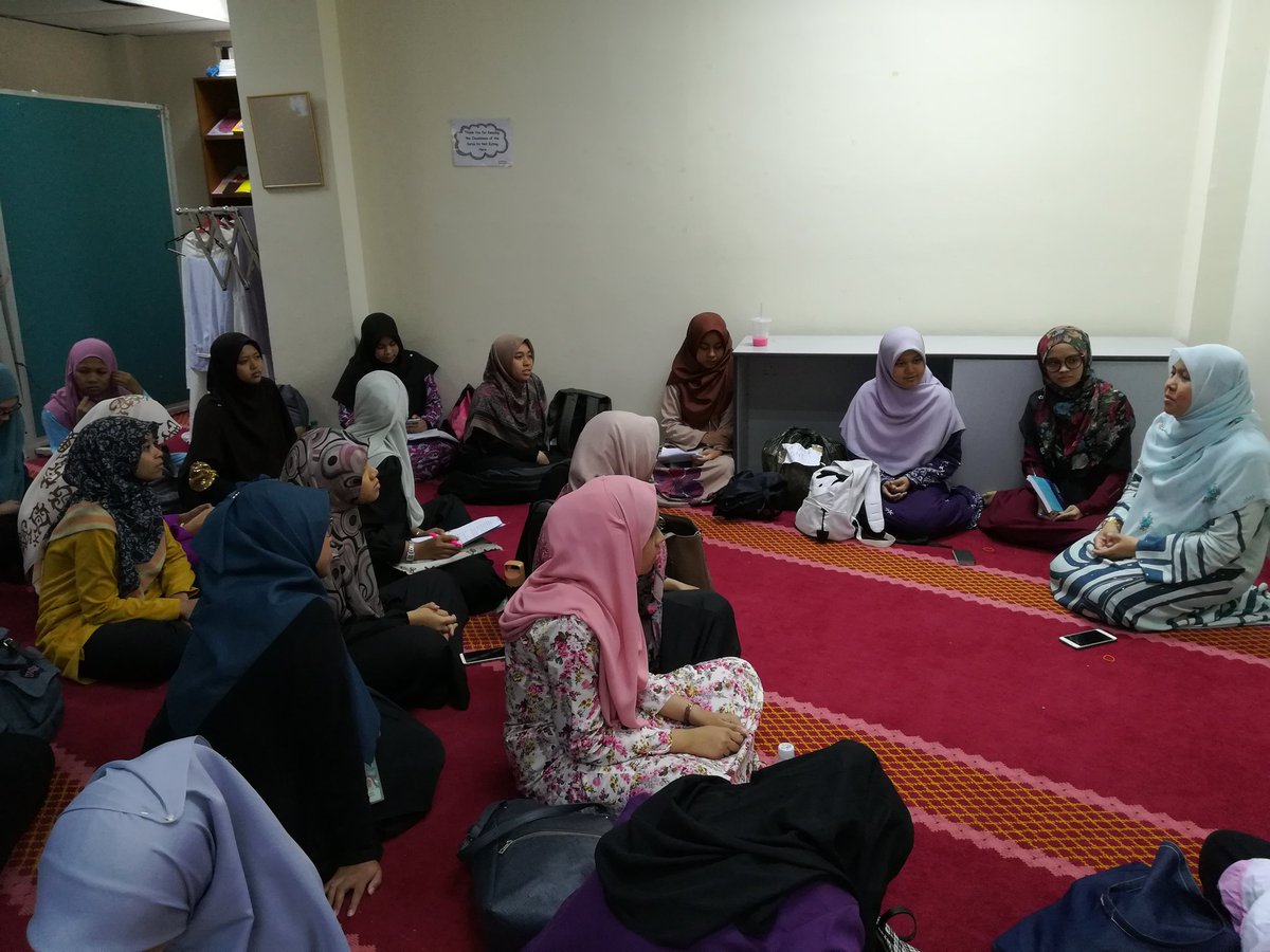 DnT_lawsoc's tweet photo. Masih ada masa untuk kalian datang ke surau level 3 Aikol utk Teatalk terakhir sem ini🙌😊☺ https://t.co/UDZnP4AOX2