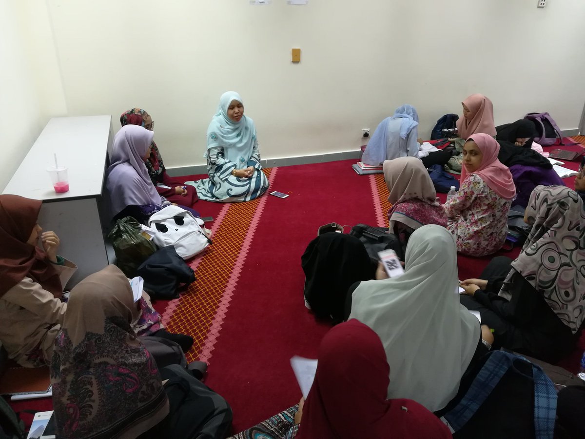 DnT_lawsoc's tweet photo. Masih ada masa untuk kalian datang ke surau level 3 Aikol utk Teatalk terakhir sem ini🙌😊☺ https://t.co/UDZnP4AOX2