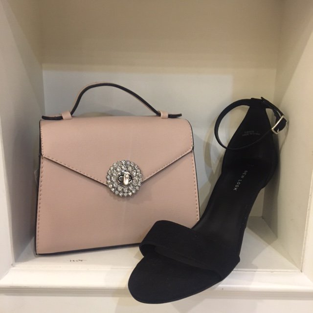 New Look Indonesia tweet media