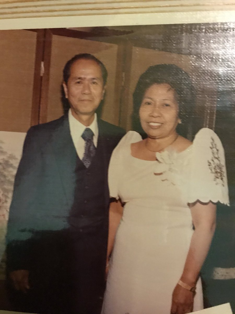 _dinamedina's tweet photo. my grandpa &amp; grandma x 10000💕💕💕💕💕 https://t.co/udoKdL4DF5