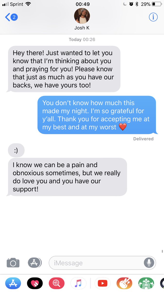 yuanzhou28's tweet photo. When your staff knows you’re struggling and they send you a text. I’m so grateful for the team this year ❤️ #CALDWELL1718 #whyiHRL #SAgrad #SApro #housingandreslife #DaytonFlyers https://t.co/TnDxV8BMcd