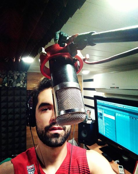 Fleek_Mag's tweet photo. .@sazyLPC y #Karim se vuelven a reunir para presentar este corte inédito. Lo puedes escuchar ya en https://t.co/6CHpKZUJN7 https://t.co/L9H36aHp46