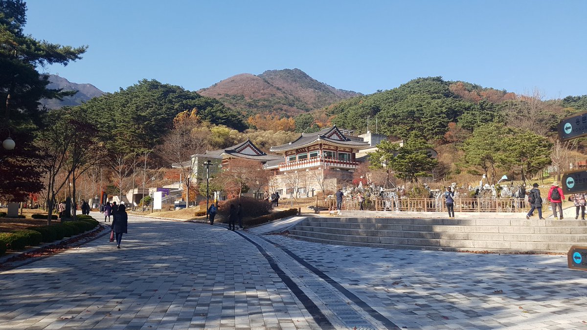 [수내2동 우수 주민자치센터 견학]

전국 및 경기도 주민자치대회 우수상을 수상한 양평군 강상면 주민자치센터로 견학을 다녀왔습니다.

자체 자원을 바탕으로 사업을 연계한 강상면의 주민자치를 보고 많이 배우고 왔습니다.

#성남시 #수내2동