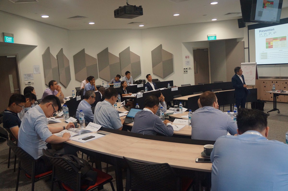 ESSEC_AP's tweet photo. 13- 14 Nov: #ESSECExecEd  #MINIMD workshop preparing professionals to better understand and respond to the variety of medicinal and technologic issues faced by decision-makers in the #healthcare and #medtech industry. https://t.co/tq953aTpNa