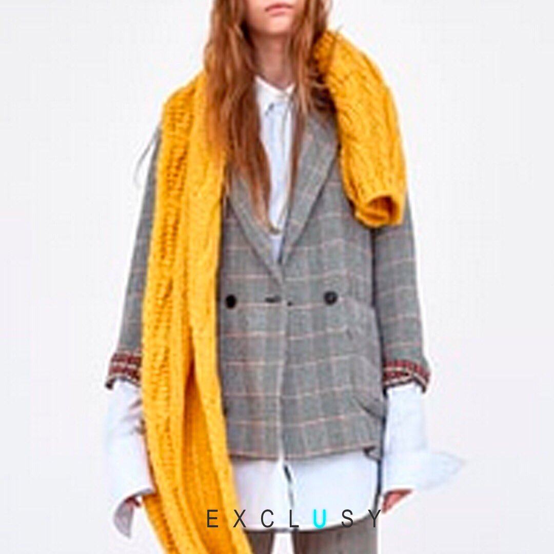 Dale un poco de color a tu outfit de otoño🍁 #moda #eventos #outfitotoño #ootd