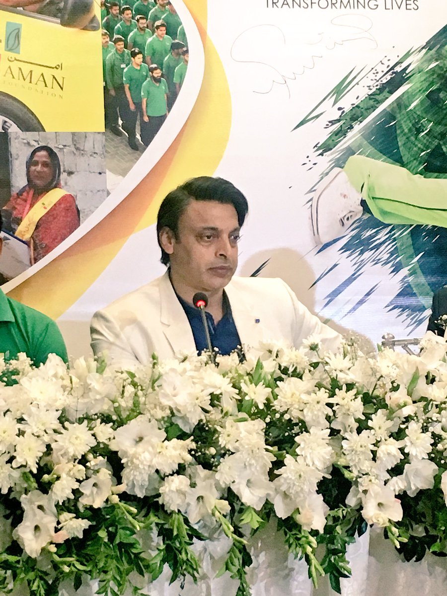TimnaKomal's tweet photo. "We all have to be play our part.... support @Aman_Foundation... we need 250 #AmanAmbulances to serve entire #Karachi... not asking you to donate millions but give what you can.... so come forward" @shoaib100mph #AmanExpress https://t.co/Gy30pV3kxN