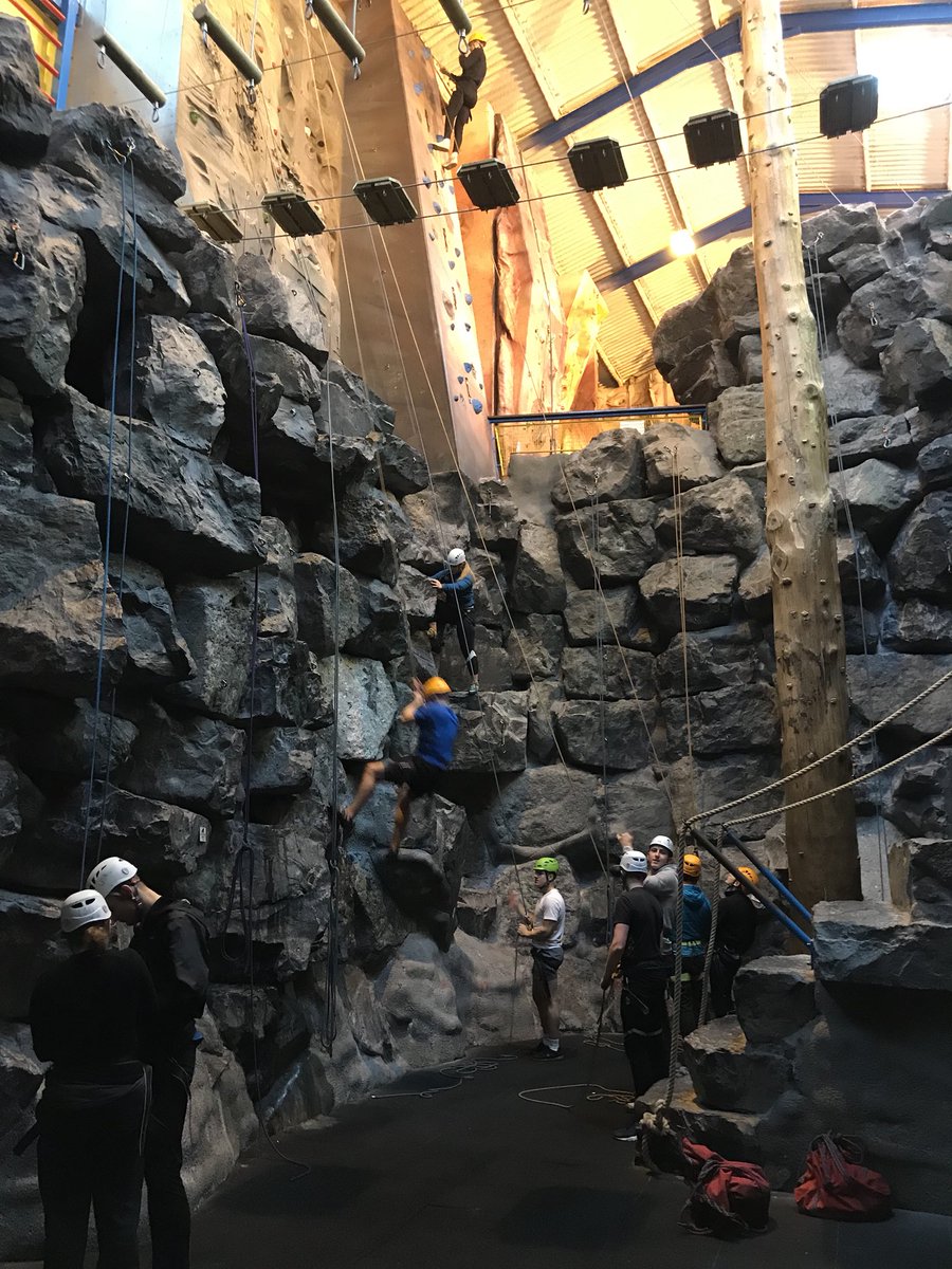 Windebank1980's tweet photo. @llangorsemac never fails! Great bouldering, mega climbs and a pure brutal rope climb @coleggwent #outdoorusk https://t.co/6LDuLXuzWT