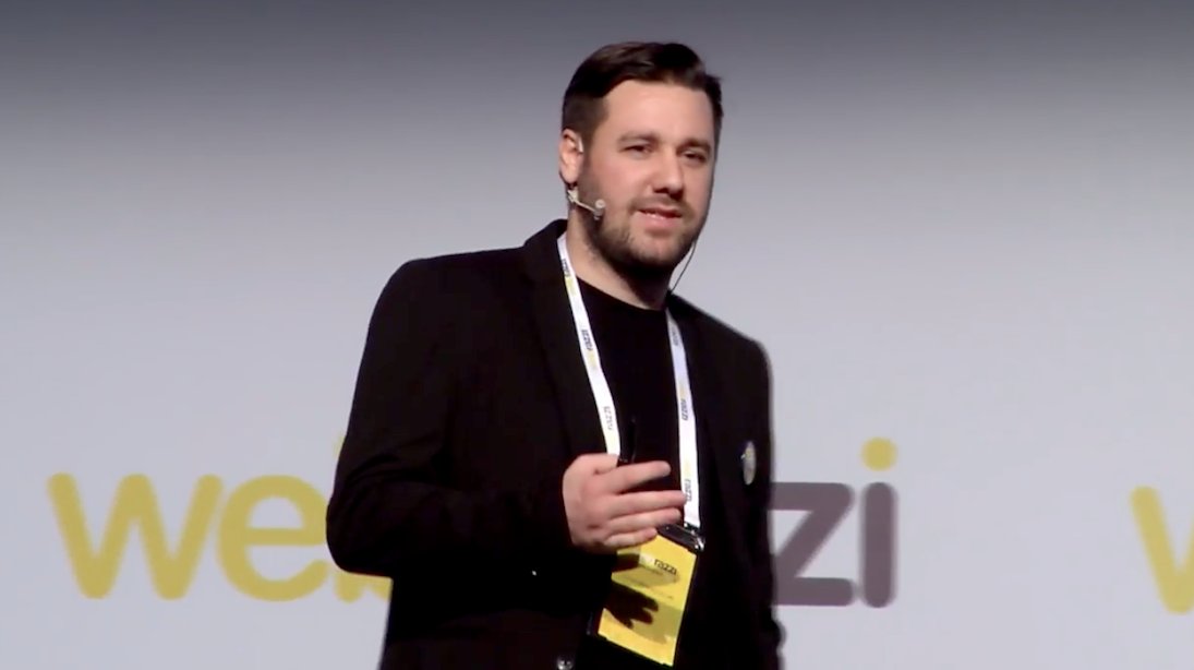 webrazzi's tweet image. Webrazzi Developer 2017'de Yubi girişimi ile İlyas Osmanoğulları'nı dinliyoruz. wbrz.in/developer2017 #developer17