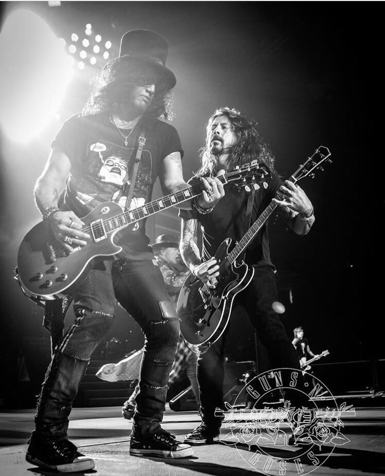 PilarChiesa's tweet photo. @gunsnroses @axlrose @slash @DuffMcKagan #Notinthislifetimetour2017
#boxcenter #Rockthebok #Tulsa #Oklahoma 📸@KatBenzova https://t.co/xt0Sw5oM1D