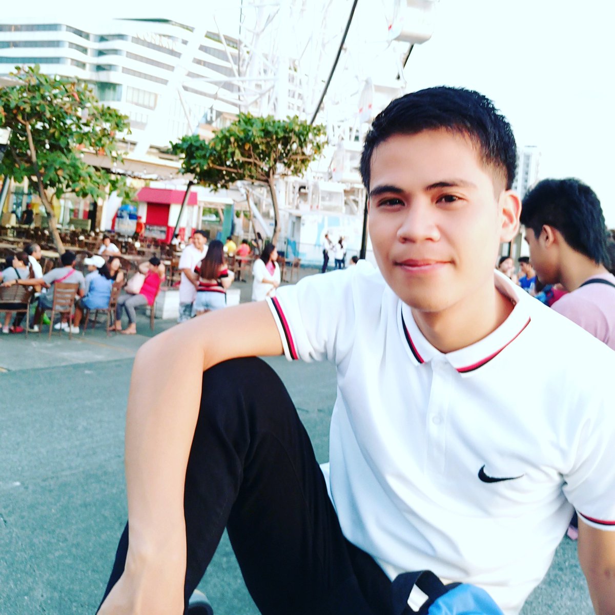 RoderickGLigas's tweet image. Hi lodi! 😀