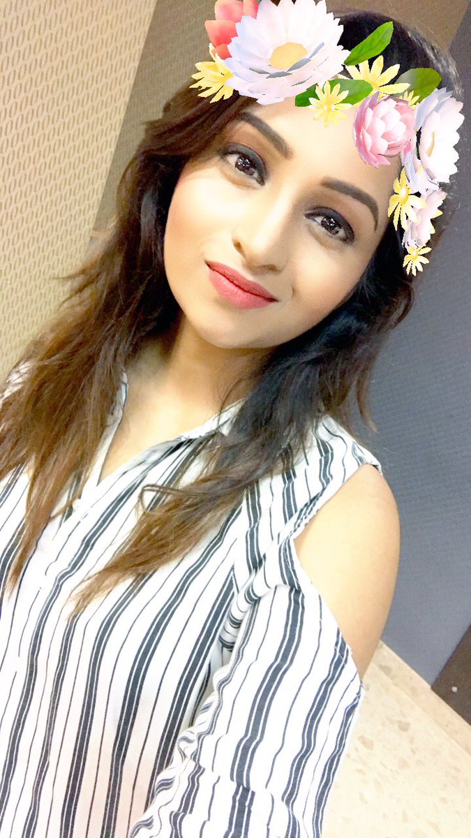 nakshathra___'s tweet photo. #snapchatmania https://t.co/M47B7zoP6Z