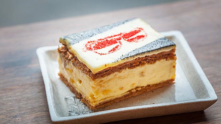 Vanilla Slice Slice Baby is available now at <a href="/BlackStarPastry/">Black Star Pastry</a> #BringBackTheClassics

Check it out | goo.gl/cW6DQS