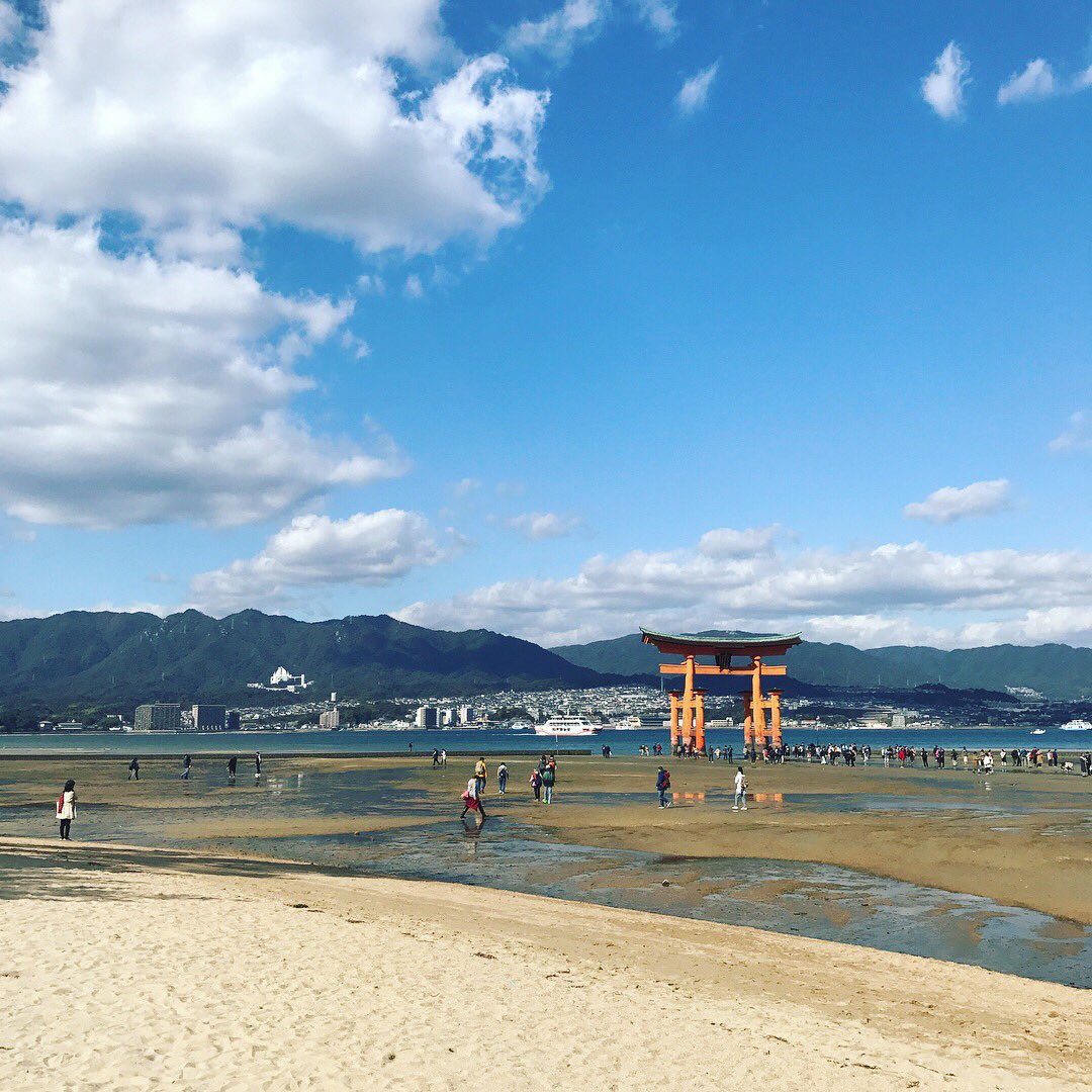 sachi_harineko's tweet photo. 厳島神社素晴らしすぎました。絶対また行きたい。みんなが笑顔で幸せな毎日を送れますように🙏
#厳島神社 #宮島 #itsukushima #miyajima #hiroshima #irand #harineko #swip #おねがいごと https://t.co/CAKqbRlv9r