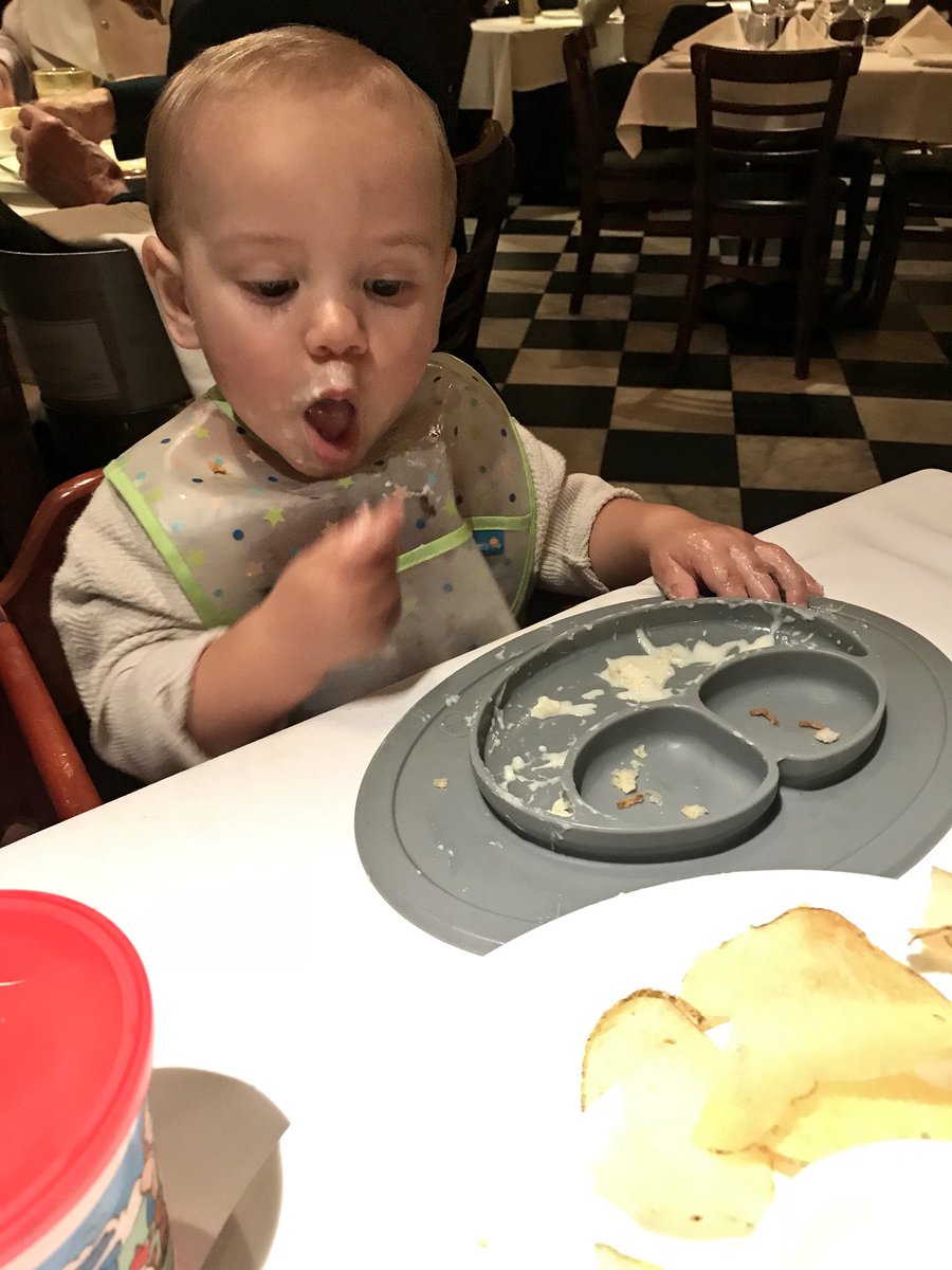Rico_Abreu's tweet photo. One of these days I will eat like this when I’m out to dinner #notAworry https://t.co/zybRVtBWWv