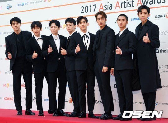 EXO GLOBAL tweet media