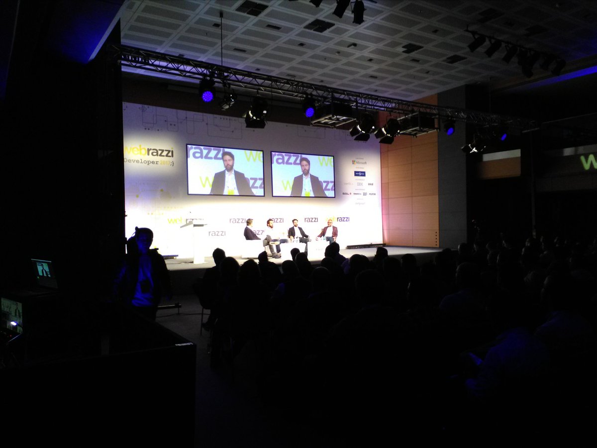 semrekarabulut's tweet image. @webrazzi #developer17