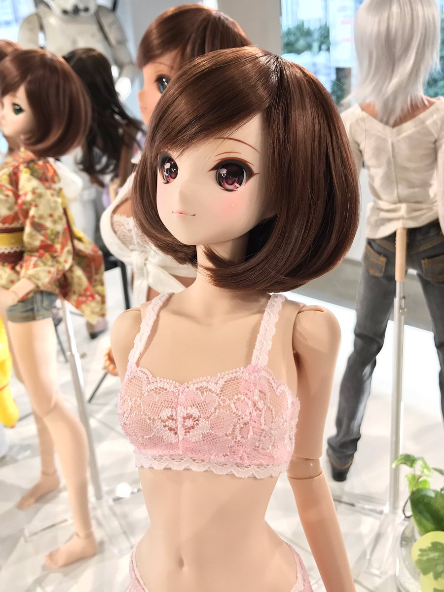 DOqIwHMX4AEHOcR?format=jpg