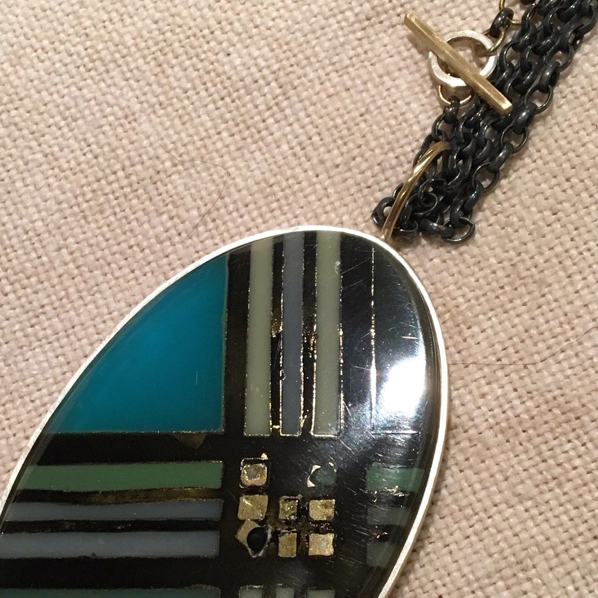 JaneDzisiewski's tweet photo. Large oval pendant - #resin stone mounted in silver + 9ct gold @bluecoatdisplaycentre #ColinMoore #Artist #ColourMapping : 18 Nov - 13 Jan https://t.co/SUIdVXBJ4D