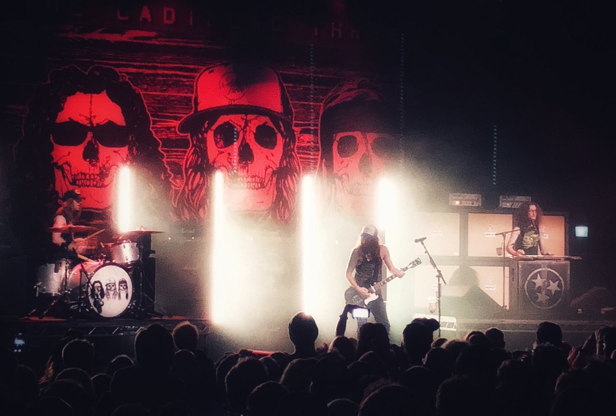 sassy_sony007's tweet photo. AWESOME gig last night! Never get tired of seeing @thecadillac3 They always put on an amazing show! ๐ค ๐ค๐ผ๐ #o2forumktown #London #TheCadillacThree https://t.co/O7b8mgVXGB