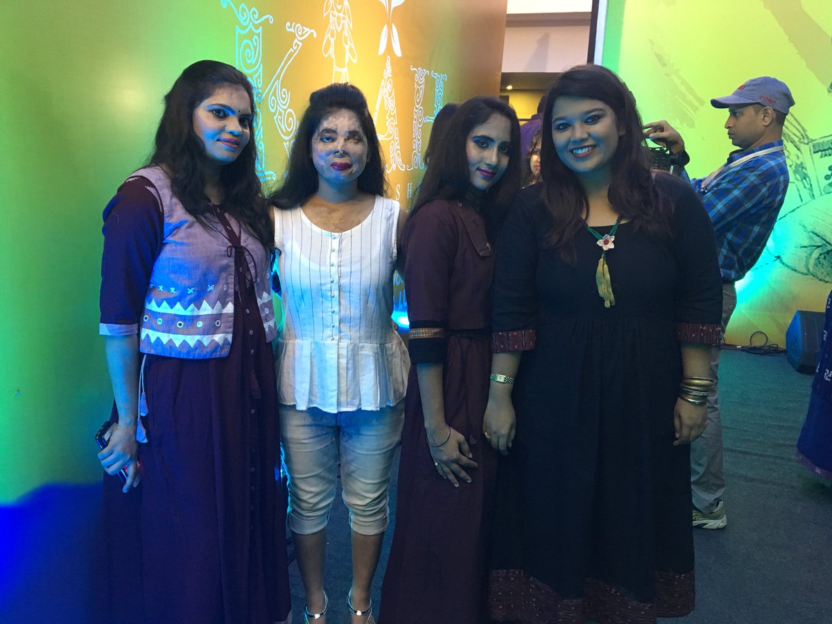 VasiniSingh's tweet photo. A day for the education of girl child in orissa with my  sheroes team 

@StopAcidAttacks @CMO_Odisha @Naveen_Odisha https://t.co/nQsqPyBpz0