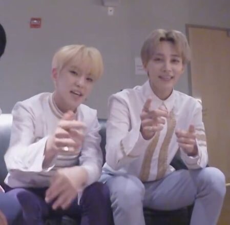 thank you so much for 100 followers!! ♡