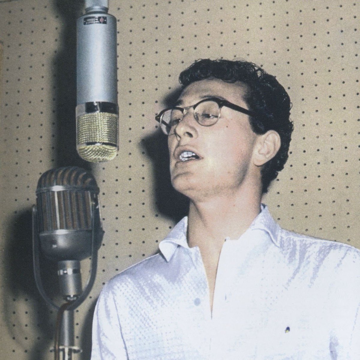 SaturdayHop's tweet photo. On This Day 1956 - Buddy Holly has his third Nashville recording session for Decca Records. Like the previous session, it's commercially unsuccessful. https://t.co/PY3Ihqy5fg
