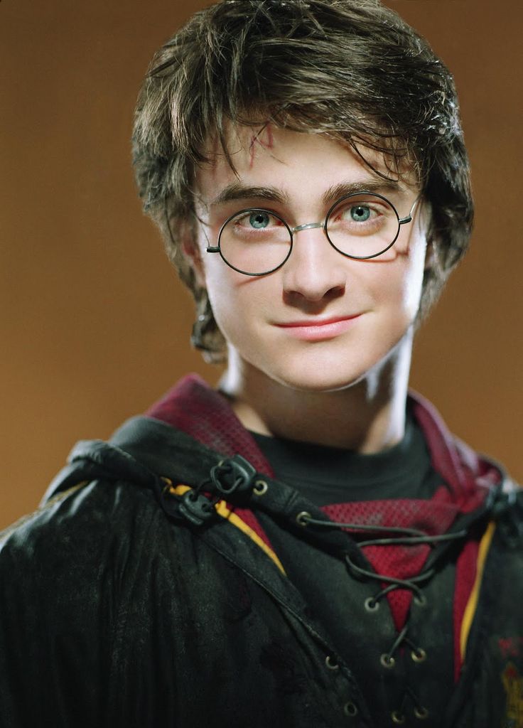 HarryPotterMAGE's tweet photo. My Dear Followers,
Central Command has assigned me to a new Space-Time mission. I must leave within the hour. A close Friend and powerful magician will carry on with my mission with the same Love for Justice and America. You all know him. He'll serve you well.
Thank you!! π π https://t.co/LJSeuXBQKo