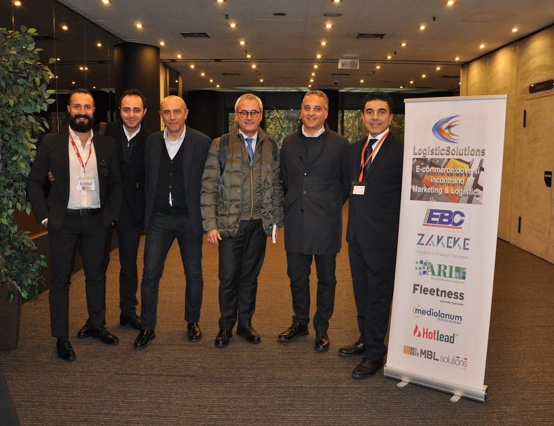 FleetnessApp's tweet photo. E-commerce: dove si incontrano Marketing & Logistica - Bari 13 Novembre.
Noi c'eravamo!
#Ecommerce #Marketing #Logistica #Fleetness https://t.co/DfUMJtCrts
