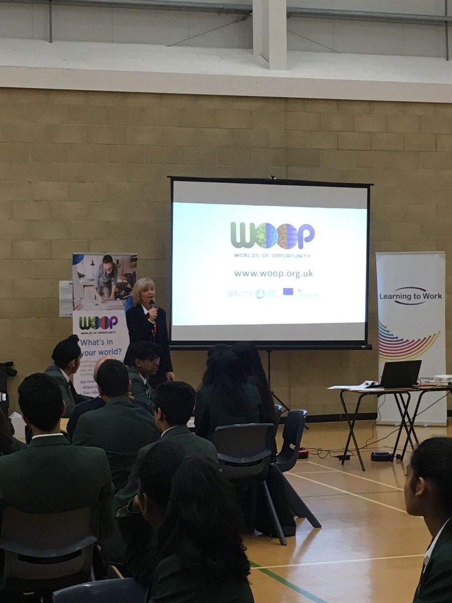 NancyLalor's tweet photo. Talking futures with @O2UKThinkBig @VMware @Siemens @LearningtoWork #ReadySTEMGo #WOOP event #developingtoptalent https://t.co/fotNIf6L4j