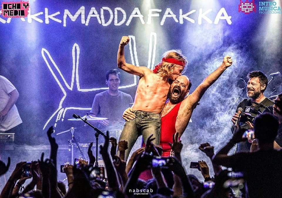 IgnatiusFarray's tweet photo. LA COMMEDIA ES EL NUEVO ROCK &amp; ROLL!!!... (foto @nabscab). https://t.co/vBpUcQ03TL