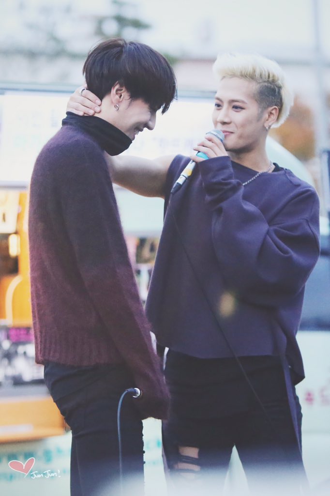 Thelittle_Elf's tweet photo. [Plz RT]

#ฟิคสั้นดลตอ #JackYug

Do you know?

มึงรู้ป้ะ
.
.
กวนตีนกูมากๆระวังจะได้กูเป็นผัว :)

https://t.co/RzBRSlGWxL https://t.co/UbYfcG7nMH
