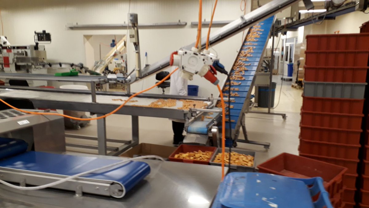 GerdienBos's tweet image. Vandaag kunnen we een tipje van de sluier oplichten……..
#RSVM Oost @Rabobank zet zich in voor #SR tegen #voedselverspilling met @Europatisserie