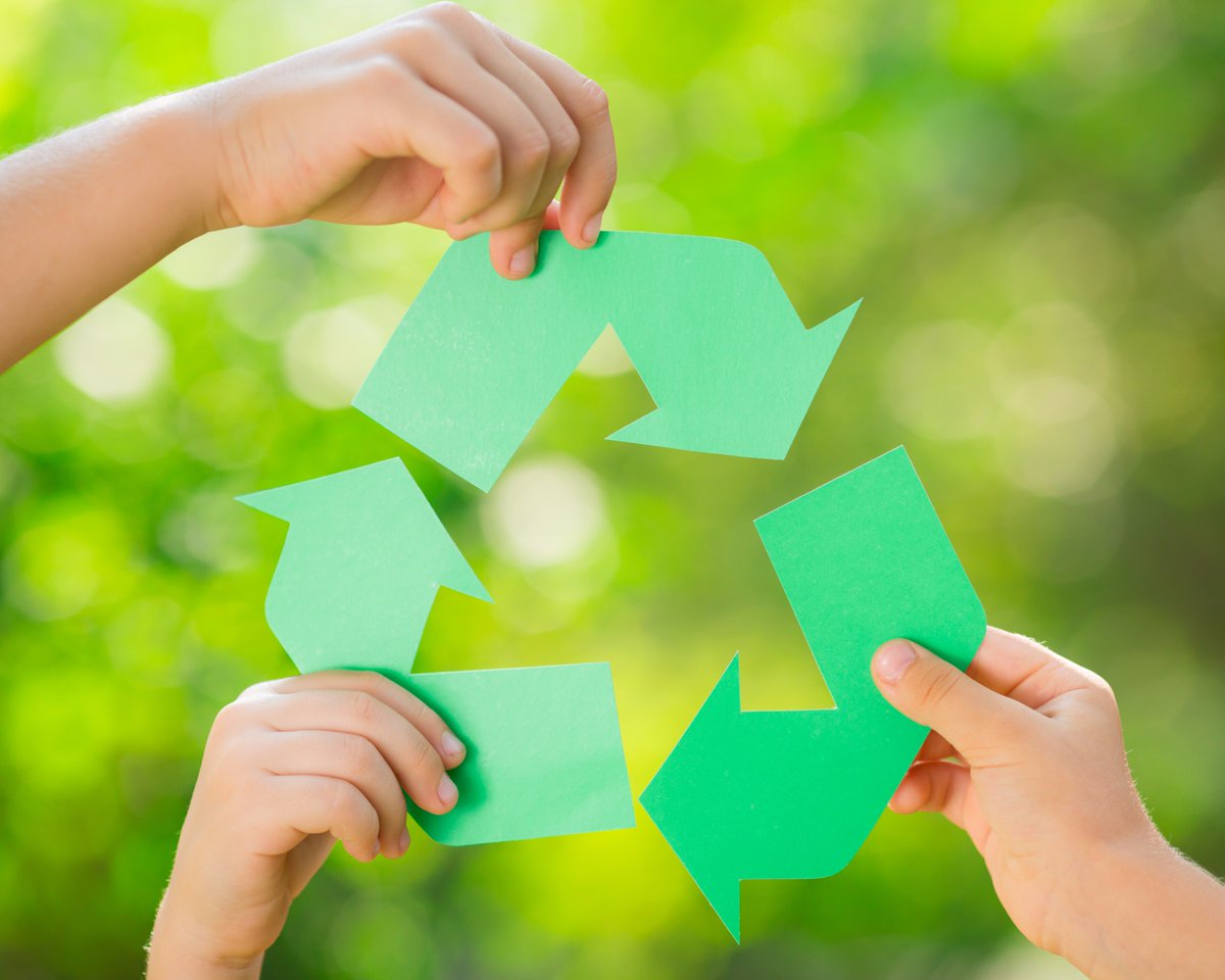 Auxipress's tweet photo. Check out our study on #datacrossing and #contextualization around the topic of #recycling https://t.co/f0pJOCnsDP  #WorldRecyclingDay https://t.co/mQePxmbVZg