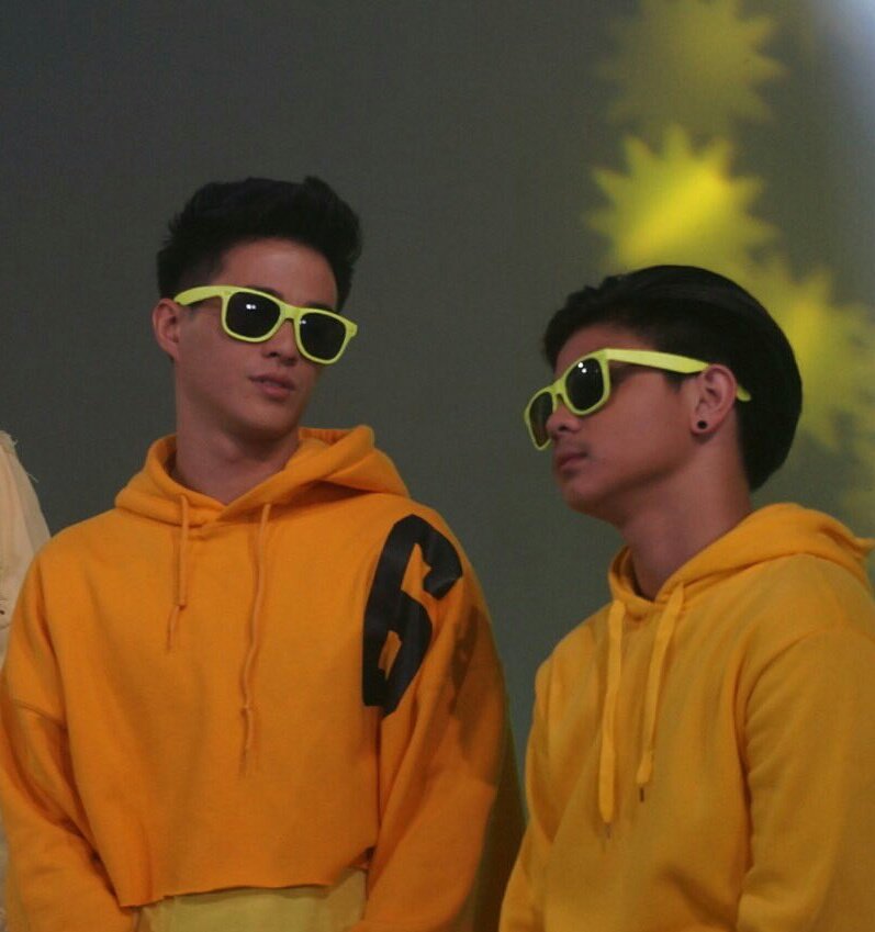 BugoyNationOFC's tweet photo. "Lahat ng sayaw 'ko, iaalay ko sayo" @hashtag_bugoy 

Be strong, Bugoy. @Hashtag_Franco always there to guide You and Hashtags.

📷 Ctto https://t.co/Cw42irEOeI
