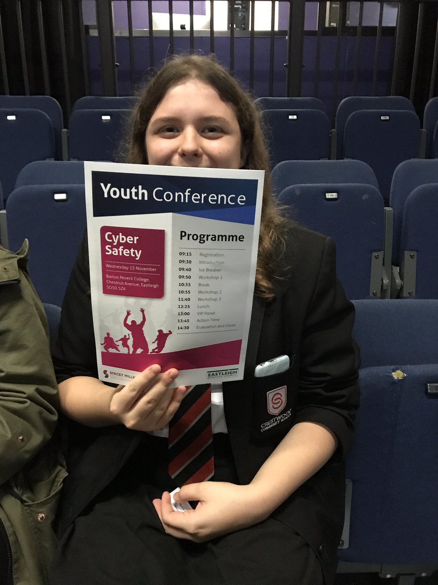 Crestwood_DfE's tweet photo. #EastleighCyberYouth17 Excited to be representing #Crestwood today @bartonpeveril #AntiBullyingWeek #cybersafety #workshops #conference #VIPpanel #SpreadTheMessage https://t.co/W6NtPVmNOU