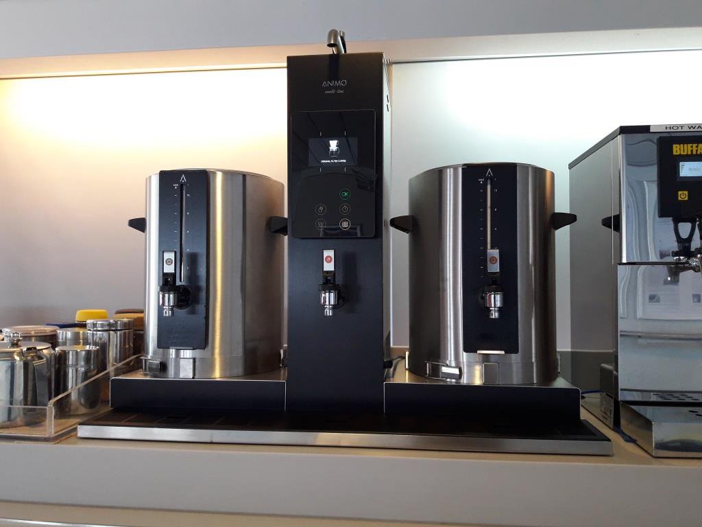 For serving fresh filter coffee at sea the expedition-cruise ship MS Expedition uses the new Animo ComBi-line. Animo can quickly respond to special customer requirements. We have adapted our machines for coffee in trains and at sea. goo.gl/5kB83q