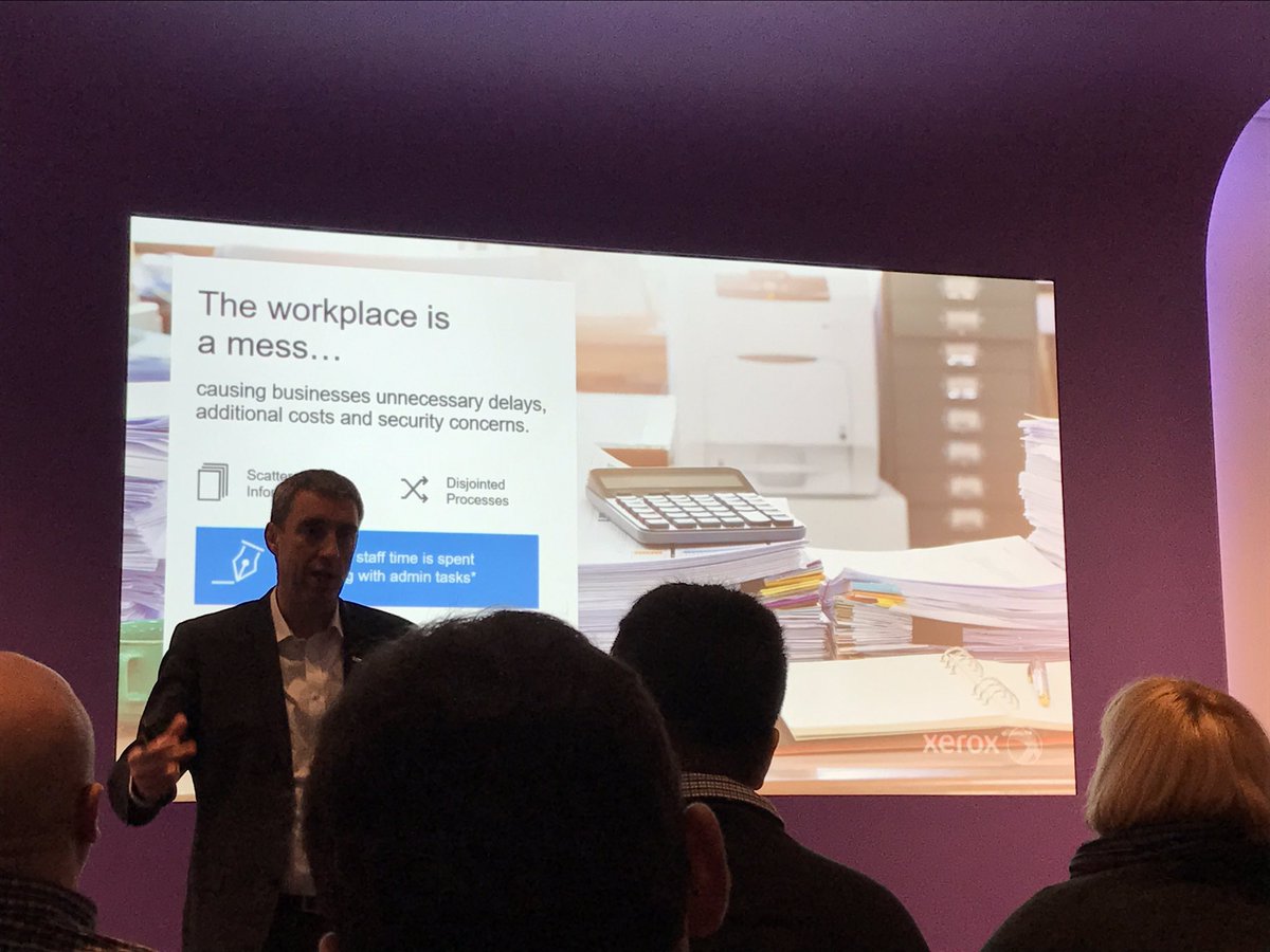 ItecUK's tweet photo. Discussing the #workplace and transforming your business @XeroxUK #ChannelDMD #DigitalTransformation #workplaceassistant #smartworking https://t.co/WrfaZQa95U