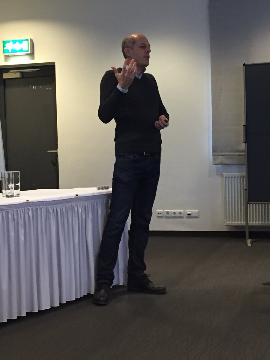 DonPepe_72's tweet photo. Dr.Andreas Schäfer gibt einen Überblick zu BigData in Vergangenheit und Zukunft #Telekomwall , #gkpst, #implisense, #magentaanalytics https://t.co/3rum2utELY
