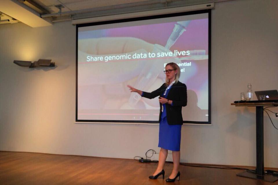At national Emerce&amp;Skipr e-health conference. Why it is exactly now the time to gain access to our genomic data and how we are developing a guardian system that allows you to safely access and share your data #HumanGenomeFoundation #AccesstoData